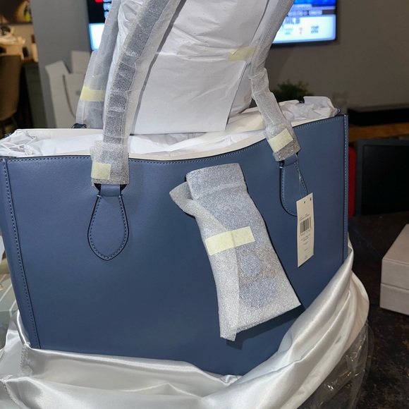 Coach Theo in Powder Blue - Brand new also on MP - Picture 8 of 12